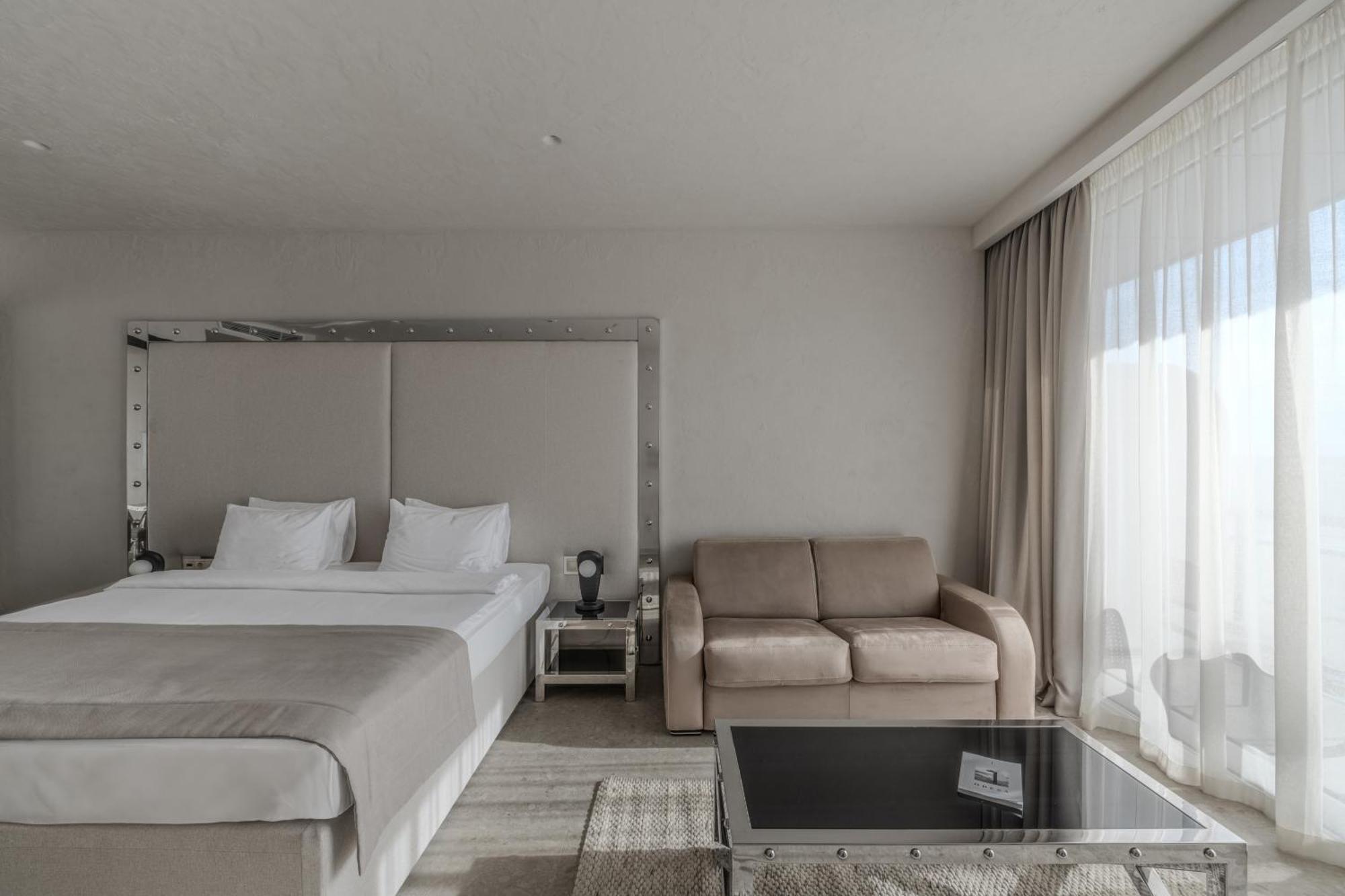 Sfumato Rooms オデッサ エクステリア 写真